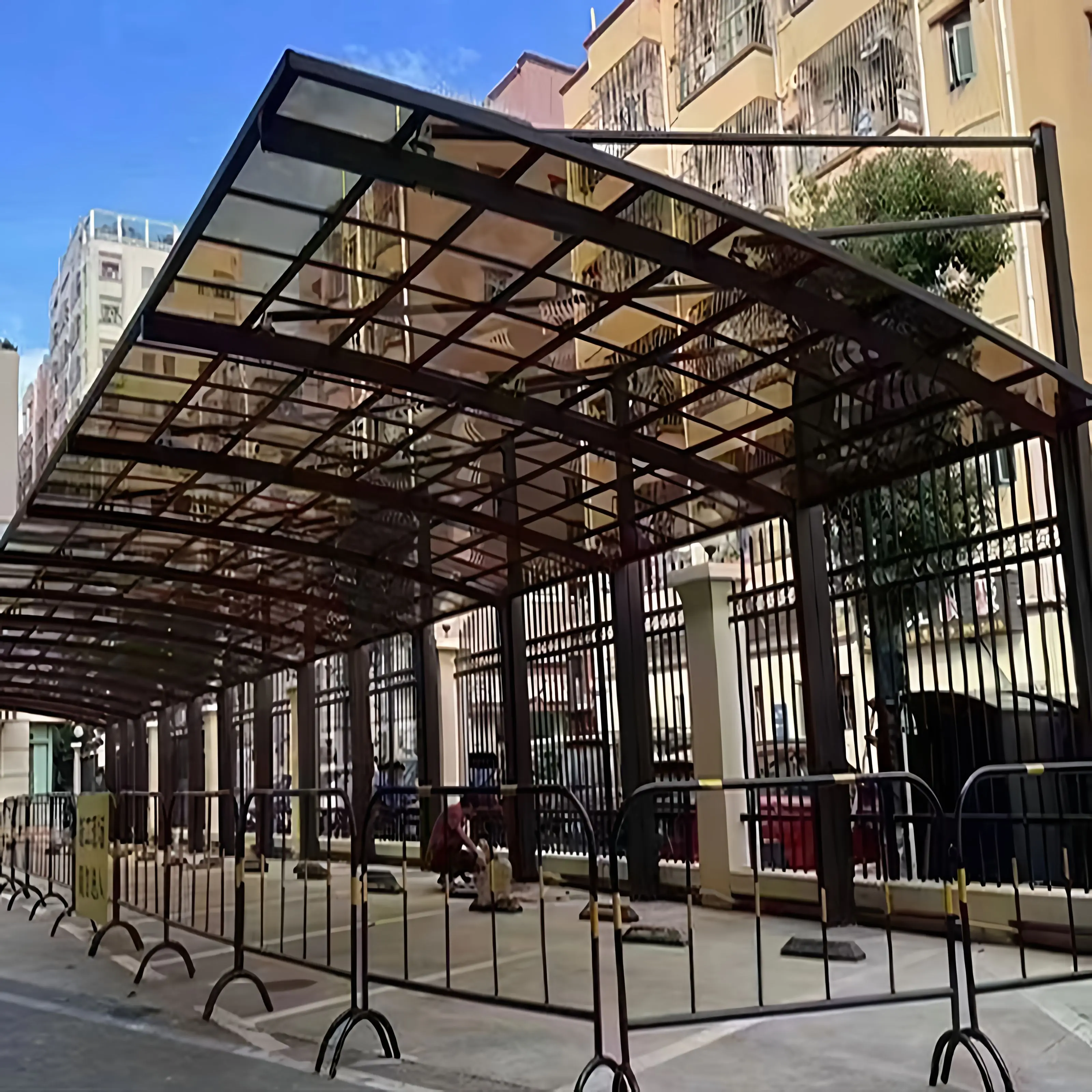 Hot Selling Product Aluminum Carport Polycarbonate M Shape Carport Shelter Aluminum Awning  For House Garage