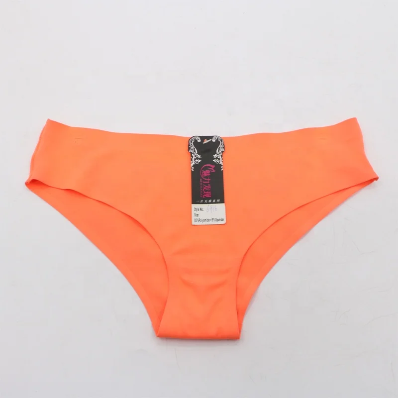 pictures of girls panty without underwear