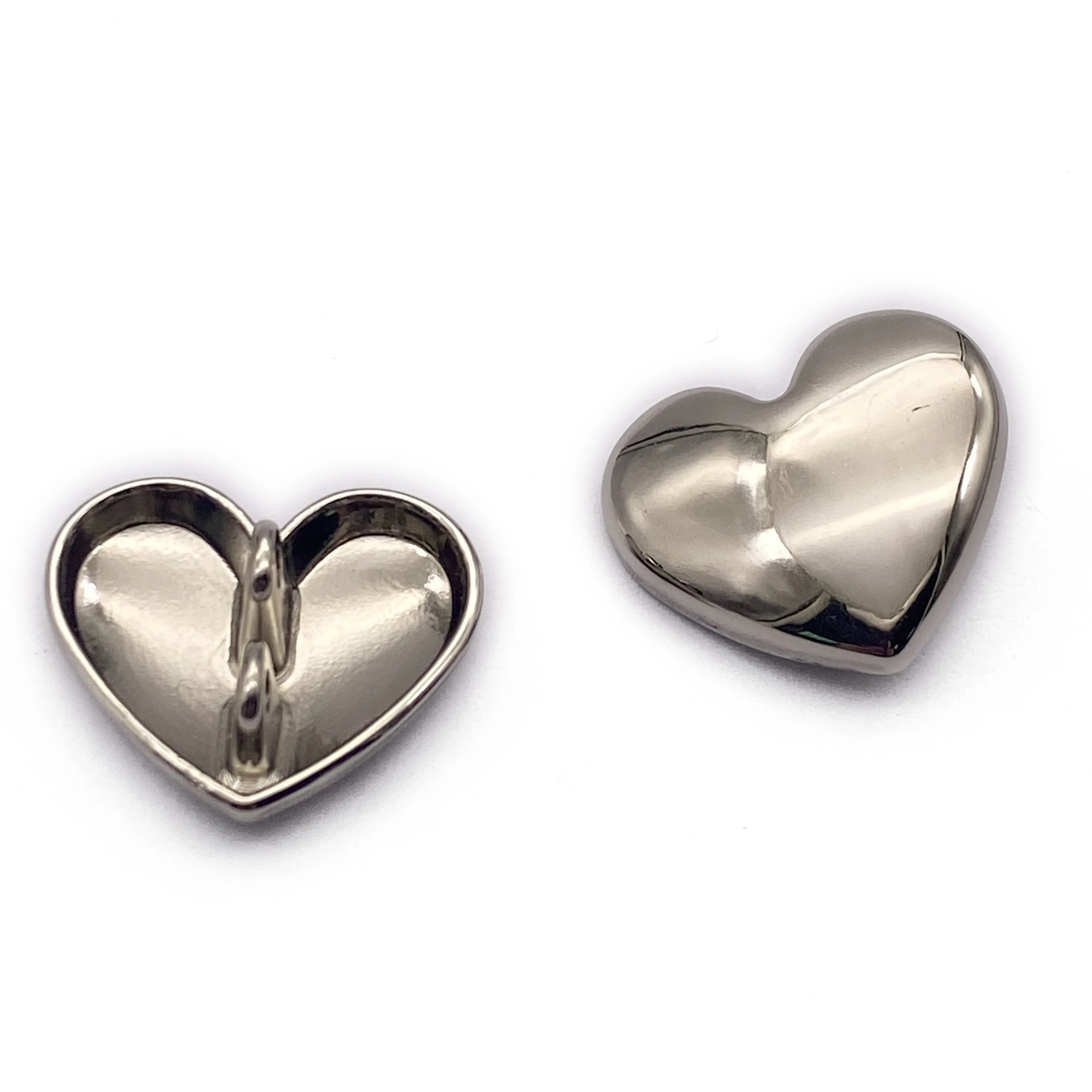 High Quality Custom Logo Sewing Button Heart Shape Sewing Loop Shank Button Nickel Sewing Button For Coat Garment Clothes