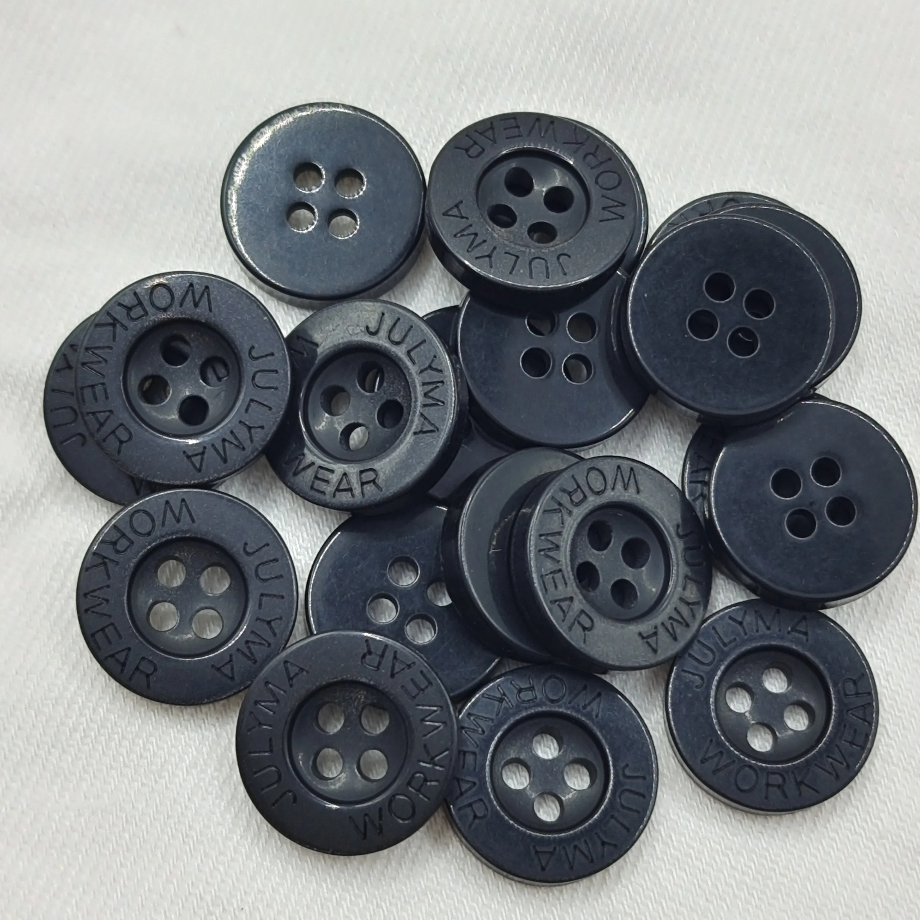 Custom Made Plastic Buttons 4 Holes 15mm Round Clothes Button