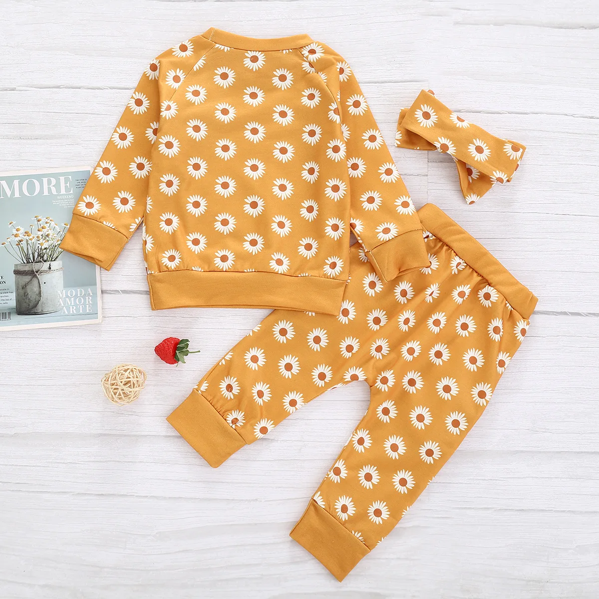 Best seller 4 colors korean style spring and autumn daisy pattern printed newborn baby girl clothes clothing sets