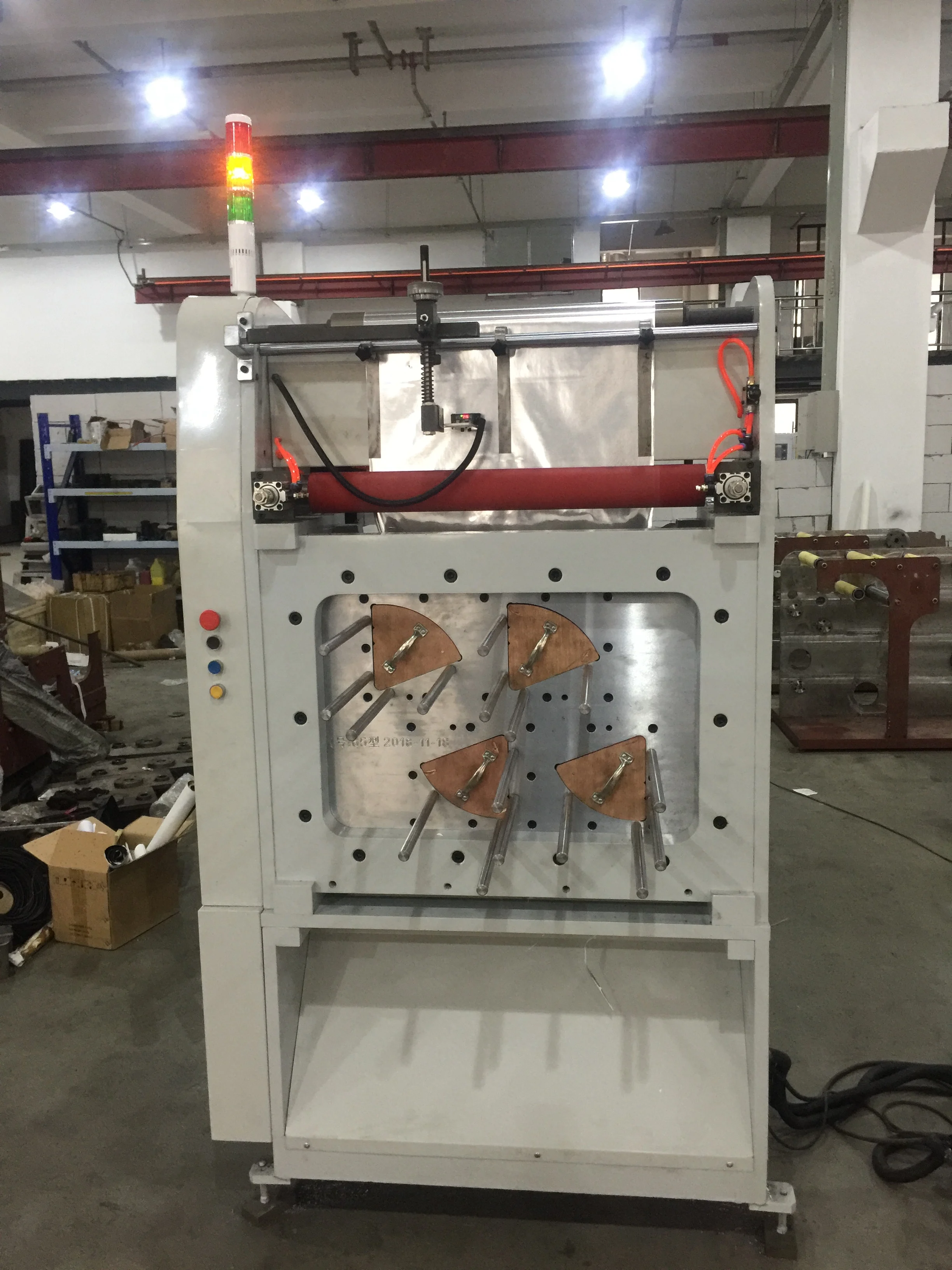 Ice Cream Cone Sleeve Die Punching Cutting Machine For Aluminum Foil Micro Material Paper Thin Film Ect