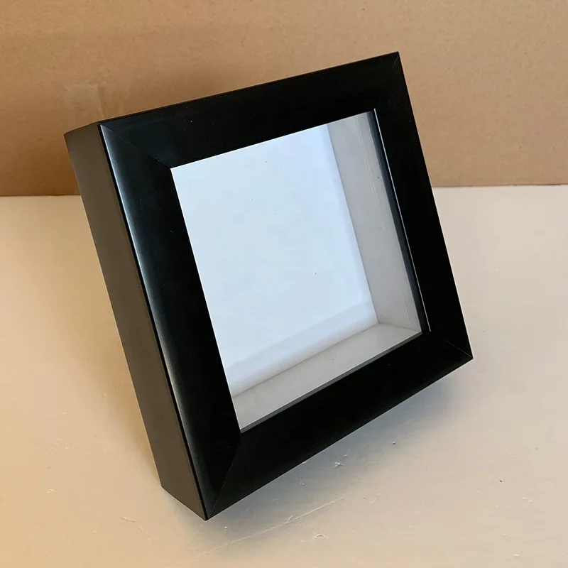 Декоративная художественная фоторамка для фотографий глубокая 3d рамка