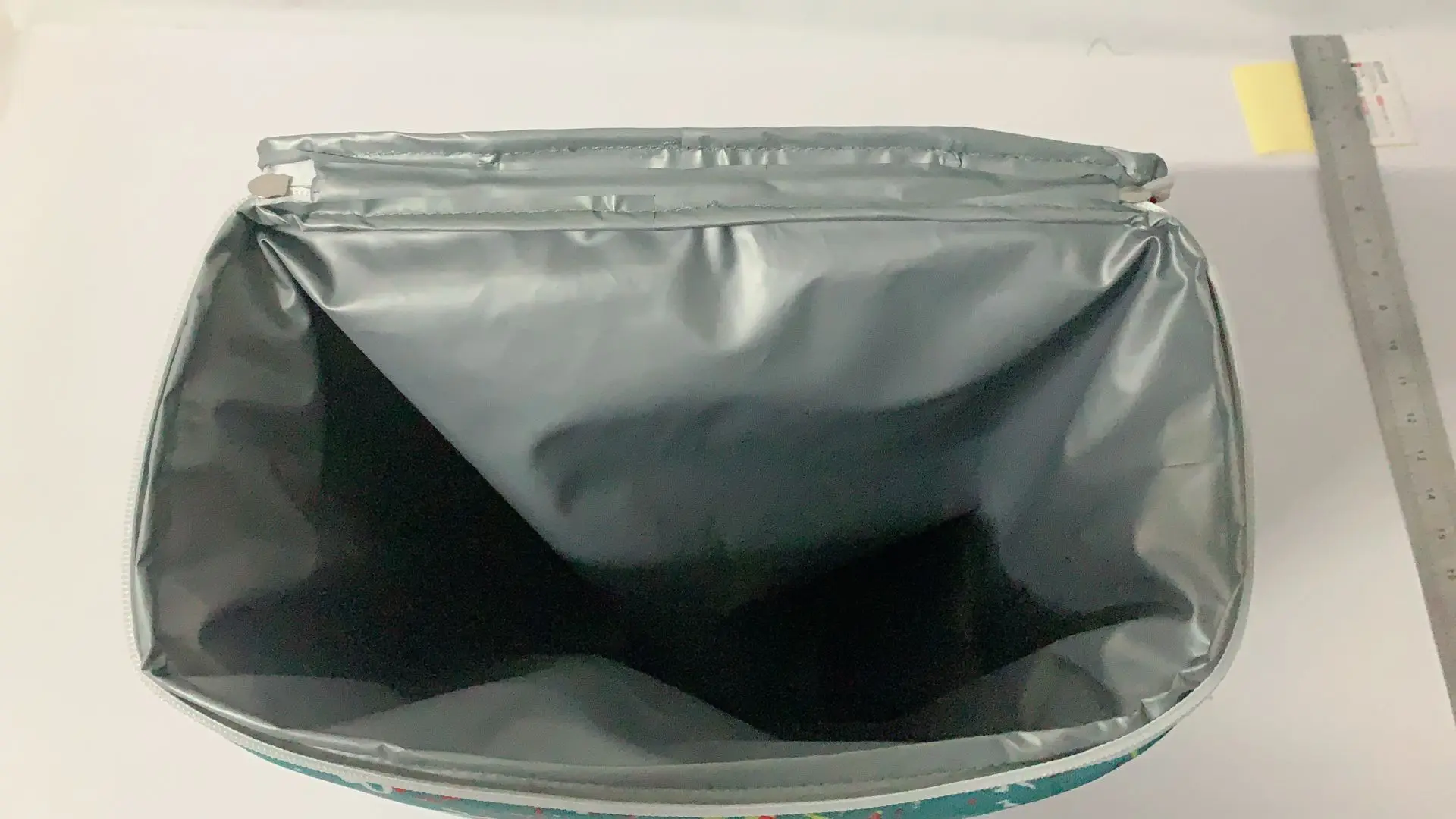 stylish custom sublimation printing polyester 24 cans cooler PEVA HEAT SALE waterproof backpack bag with top zipper pocket