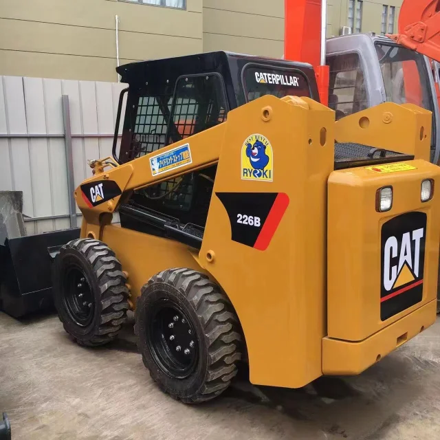 Погрузчик Second Hand Cat 216B 226B с бортовым поворотом мини-колесный погрузчик б/у для продажи в Шанхае