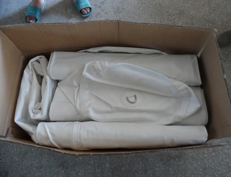 Inflatable dock bumpers ship fenders with different size and colors