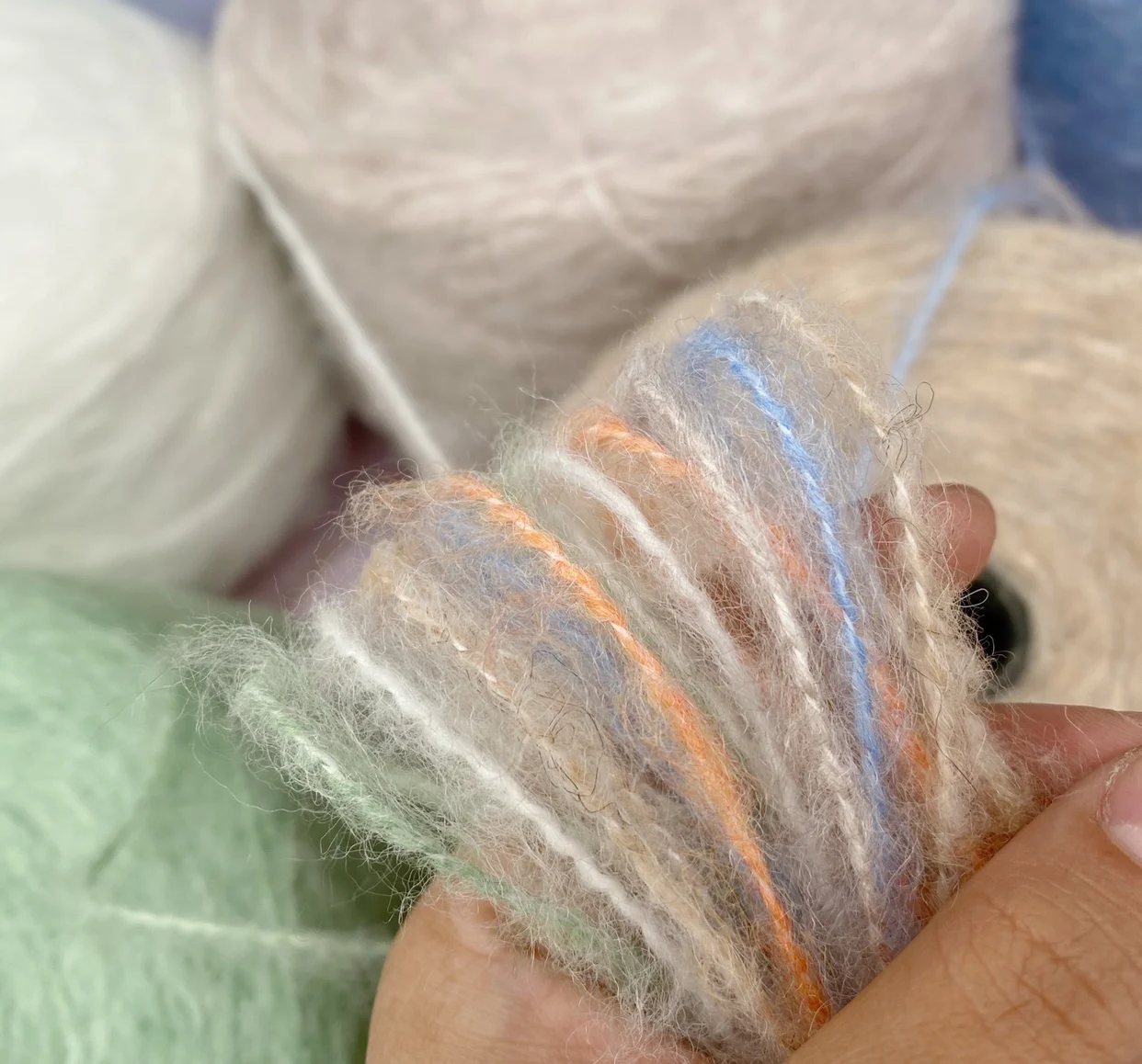 
Super Coarse Acrylic Mohair,thick mohair,soft autumn and winter braided thread 