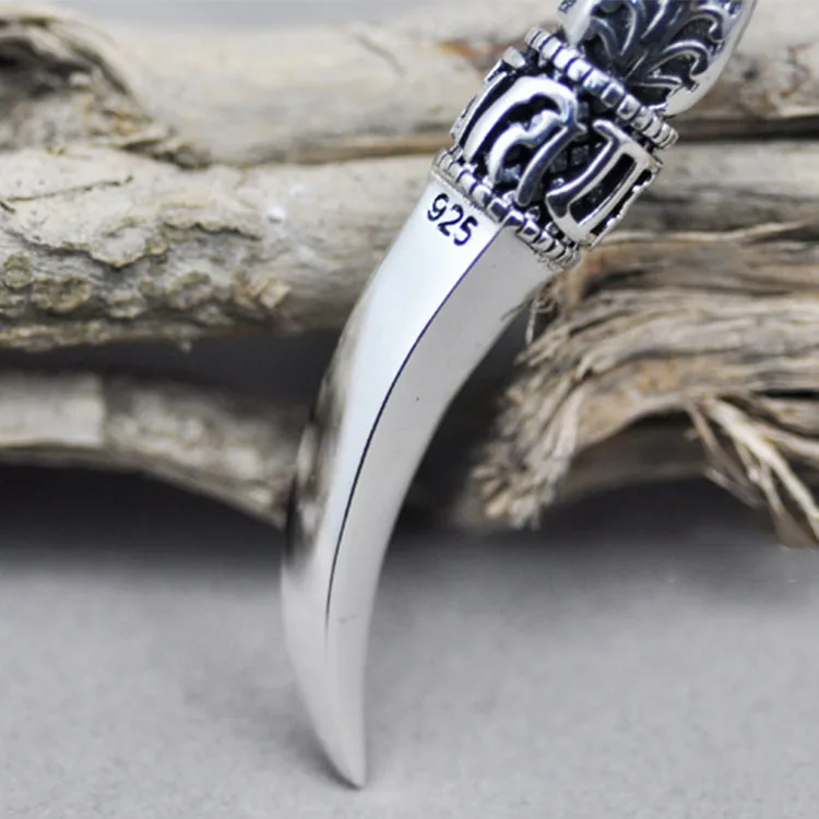 Thai Silver Wolf Teeth 925 Sterling Silver Necklace Wholesale Vintage Silver Men Pendant