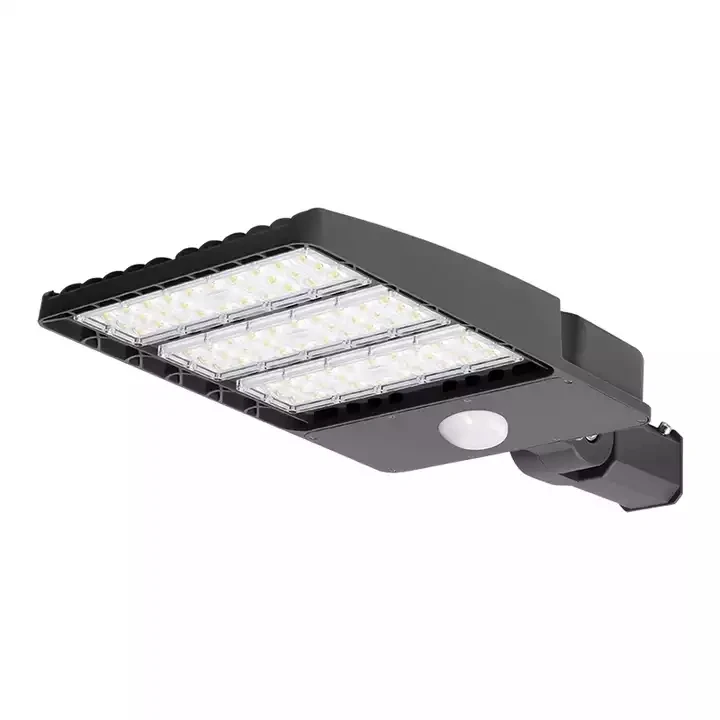 Shoebox Style Waterproof IP65 Modular LED Street Light Excellent Optical Design Outdoor Lighting