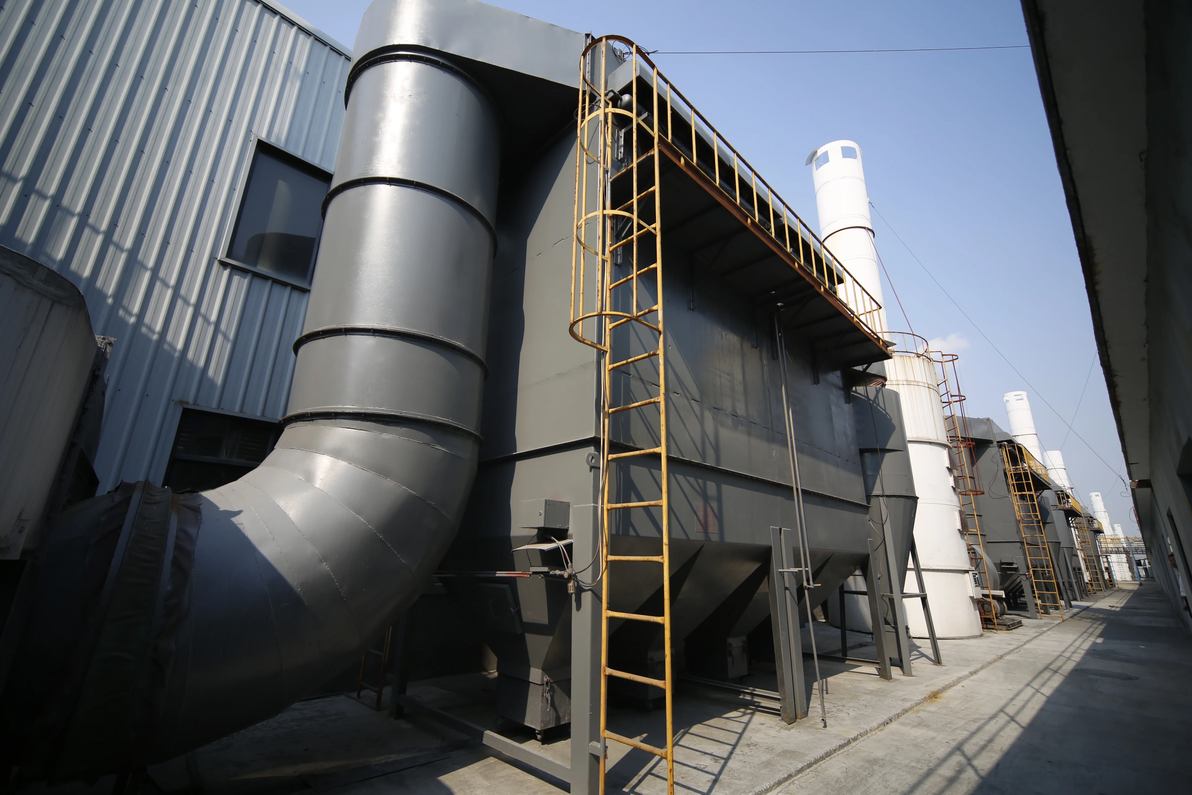 Factory direct multifunction rechargeable sealed lead acid battery 12v 1.5ah AGM Vrla