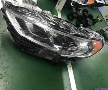 Original Halogen HID Xenon LED Car Headlights with Dynamic Headlamp for Ford Fusion 2017 2018