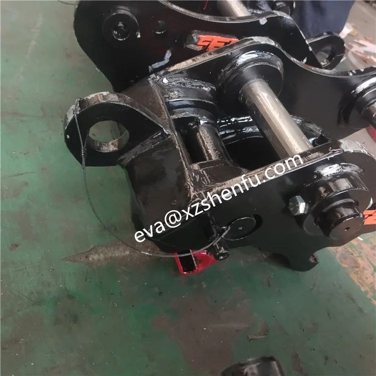 Hydraulic quick coupler for mini excavators