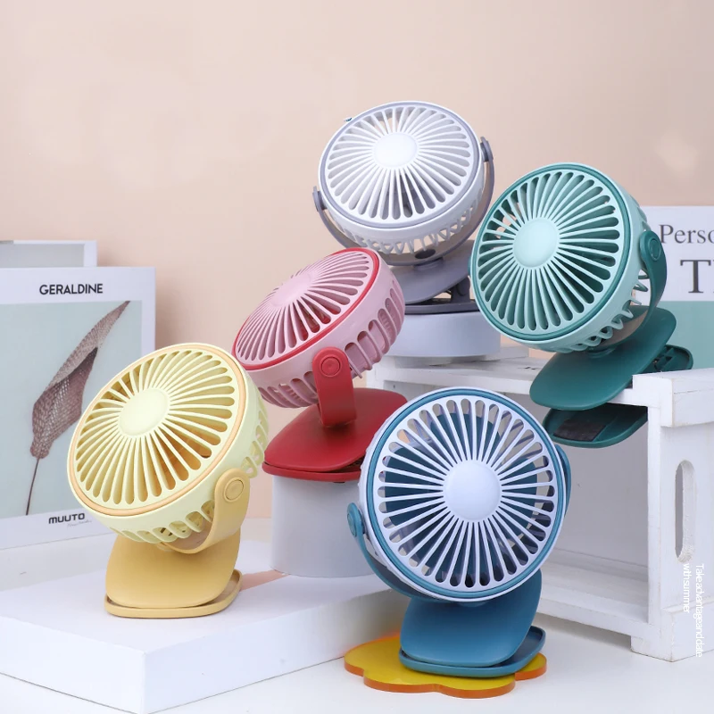 Wholesale 360 degree rotatable high quality battery power desktop fan portable 3 speeds strong wind small fan