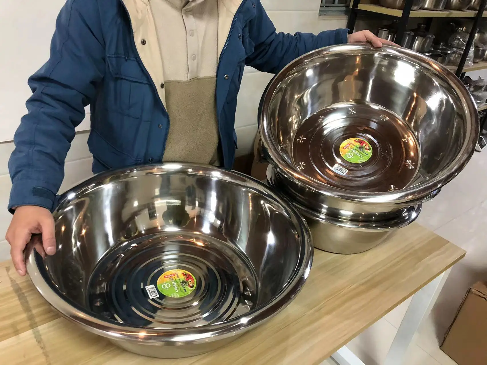 Stainless Steel Big Bowl  Wash Basin Bowl Large Metal Round Bowl for Kitchen 45cm-80cm Diameter