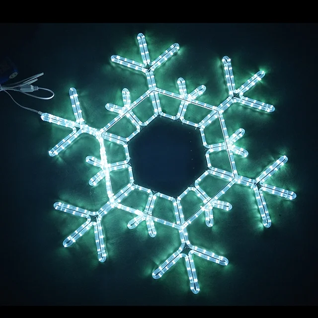 2022 Outdoor Crystal Snowflake Decorative Shape Solar Waterproof Led Motif Light