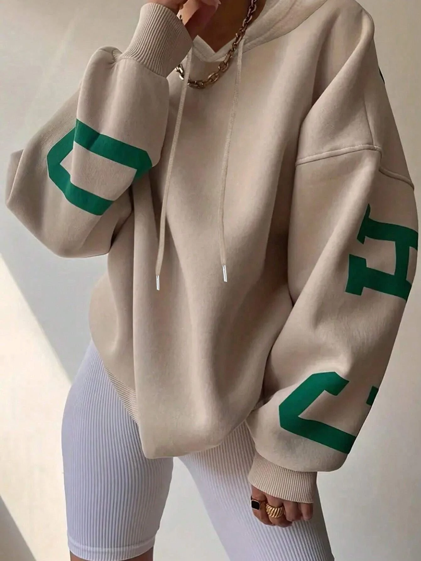 Hip Pop Street Women Crew Neck Loose Fitted Large Puff Print Logo Design Hoodie Plus Size Women Sweatshirt