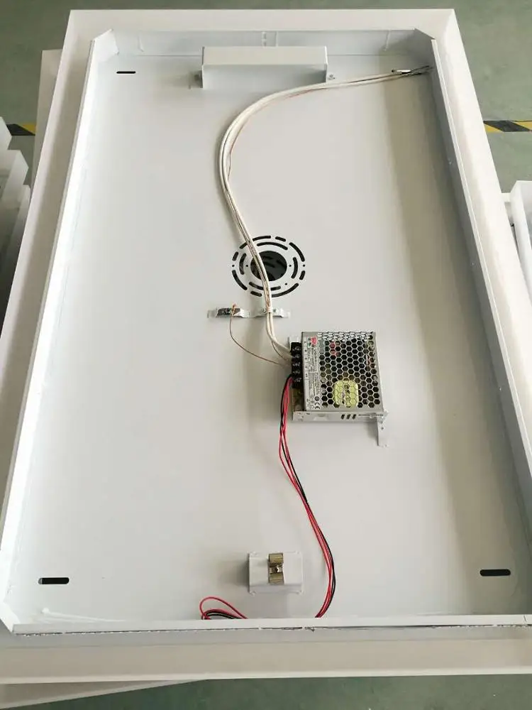 
2020 Home Furniture Hotel illuminated led cosmetic mirror bathroom 