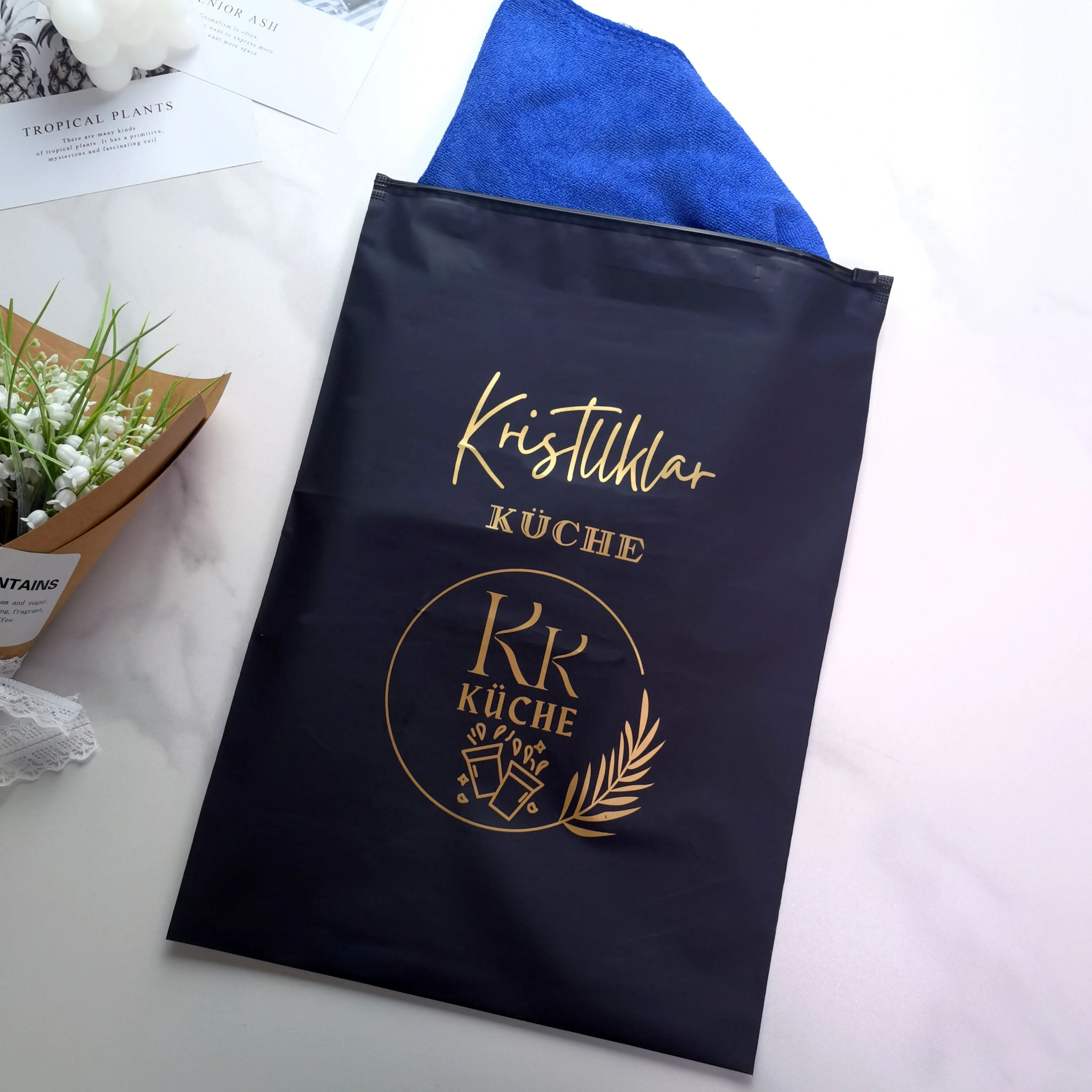Custom Matte/frosted Biodegradable Plastic Packaging Zipper Bags,T Shirt Swimwear Zip Lock Clothing Bags With Logo