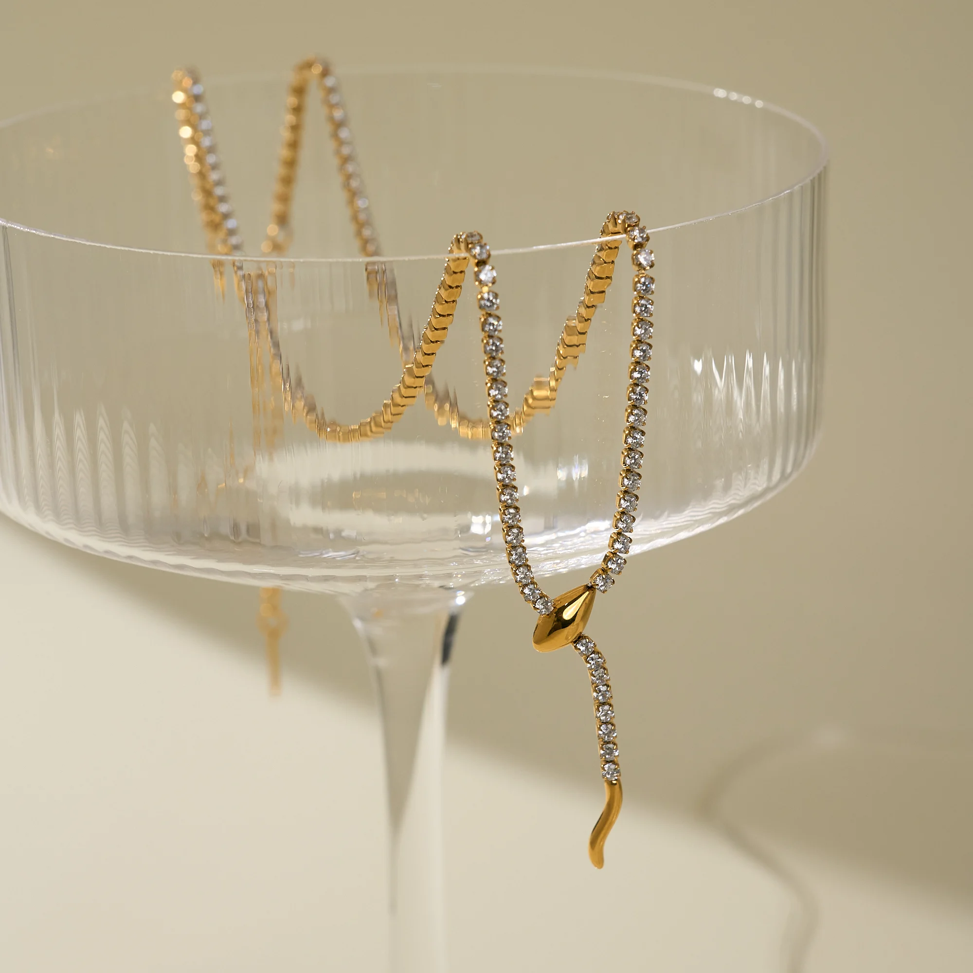 Dazan New 18k Gold Plated Stainless Steel Bohemia Unique High Quality Zircon Tennis Snake Dangle Necklace Luxury Women Jewelry