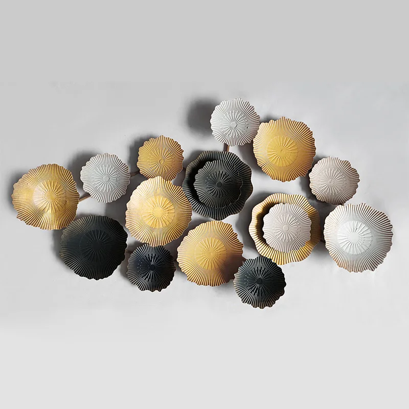 Good Supplier Luxury Golden Abstract Art Shape Metal Wall Decoration modern art metal wall art