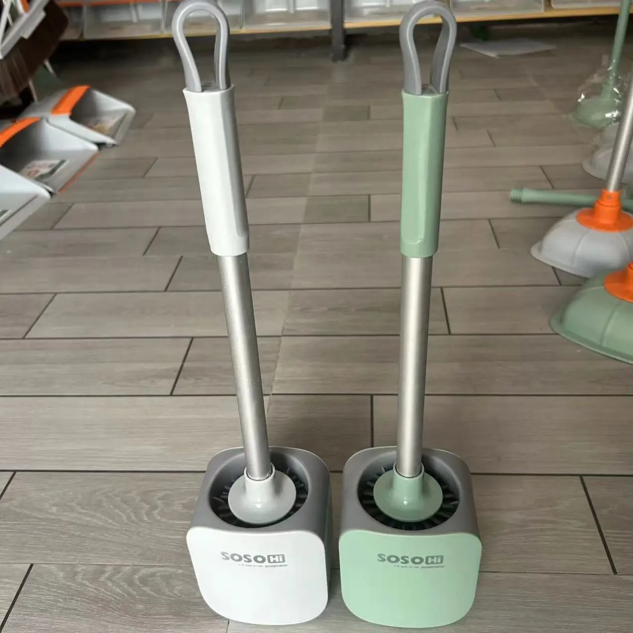 Made in China Bathroom Toilet Cleaning Brush Wall Mounted Hanging Toilet Brush and Holder Set Cute Toilet Brush
