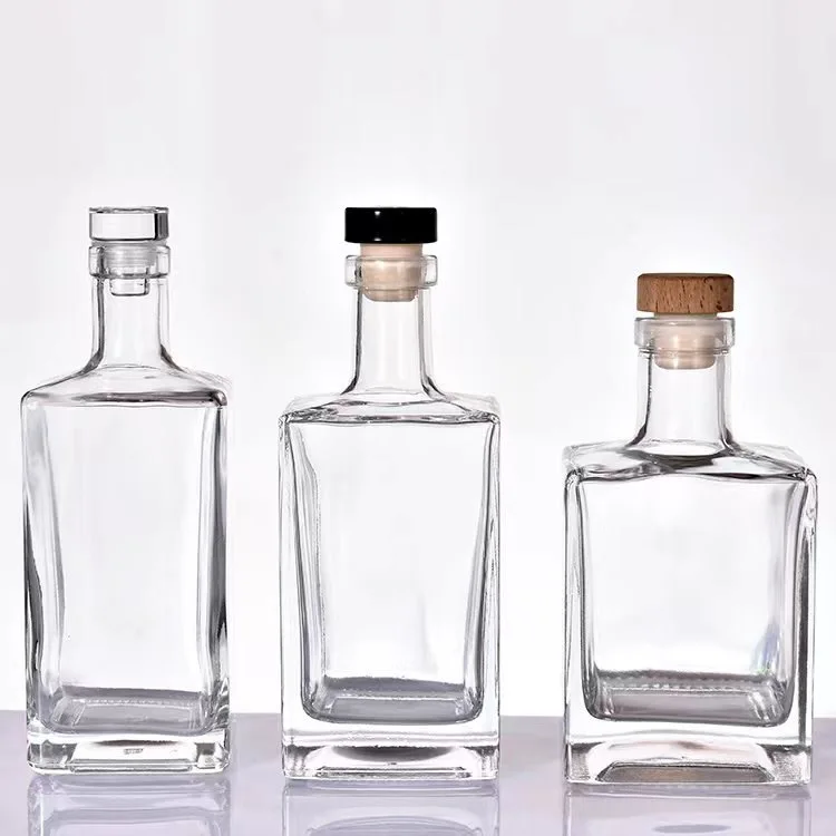 Source Factory Price 250ml 500ml 700ml Square Glass Vodka Gin Rum Whiskey Brandy Bottle Liquor Bottle With Cork