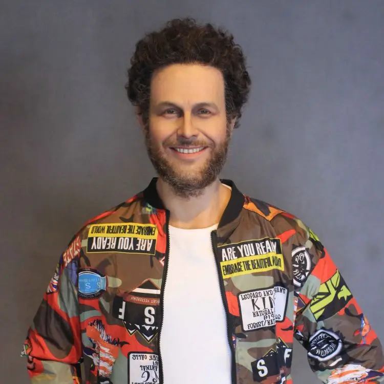 Factory customized hyper realistic silicone wax figure life size waxwork for sale