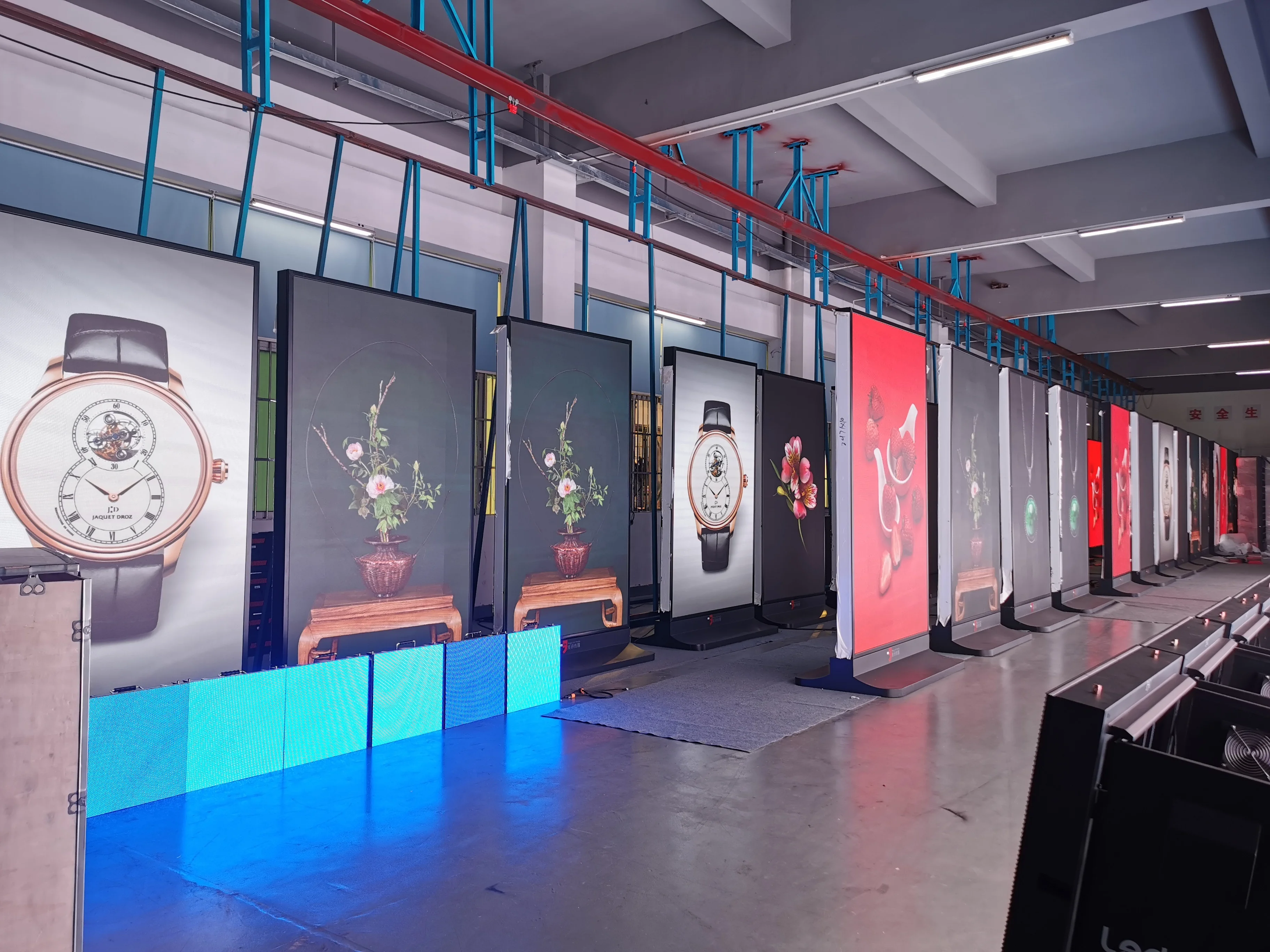 GCL Indoor Outdoor P3 Led Video Wall Panel Waterproof TV Screen LED Display Booth