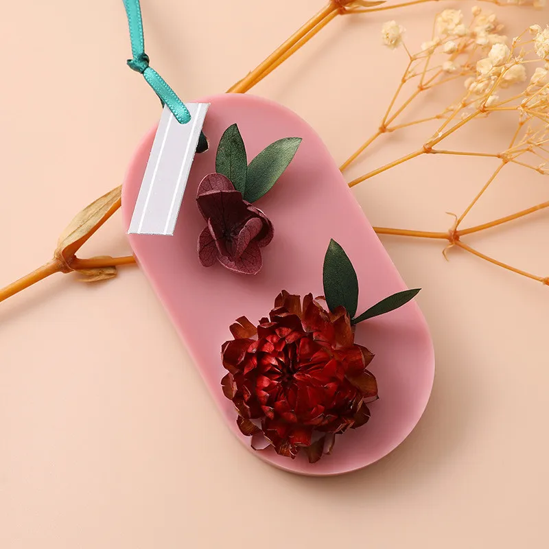 Huaming Home Decorative Handmade Dried Flower Wardrobe Scented Wax Tablet Deodorant Hanging Scented Wax Tablet Candles