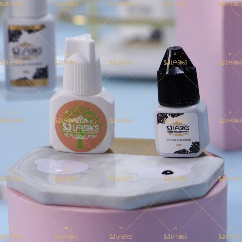 Custom 5ml Pro Hold Banana Scent Eyelash Extension Glue with Bottle and Cap Professional Lash Glue