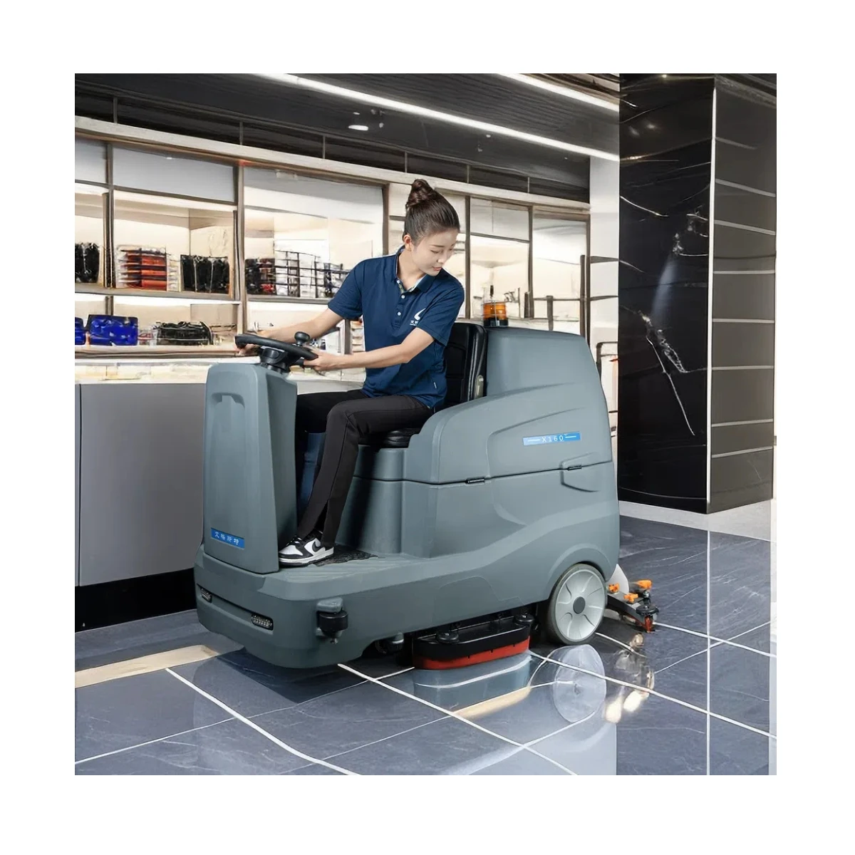 China Manufacturer Industrial Commercial Automatic Ride-on Electric Cleaning Equipment