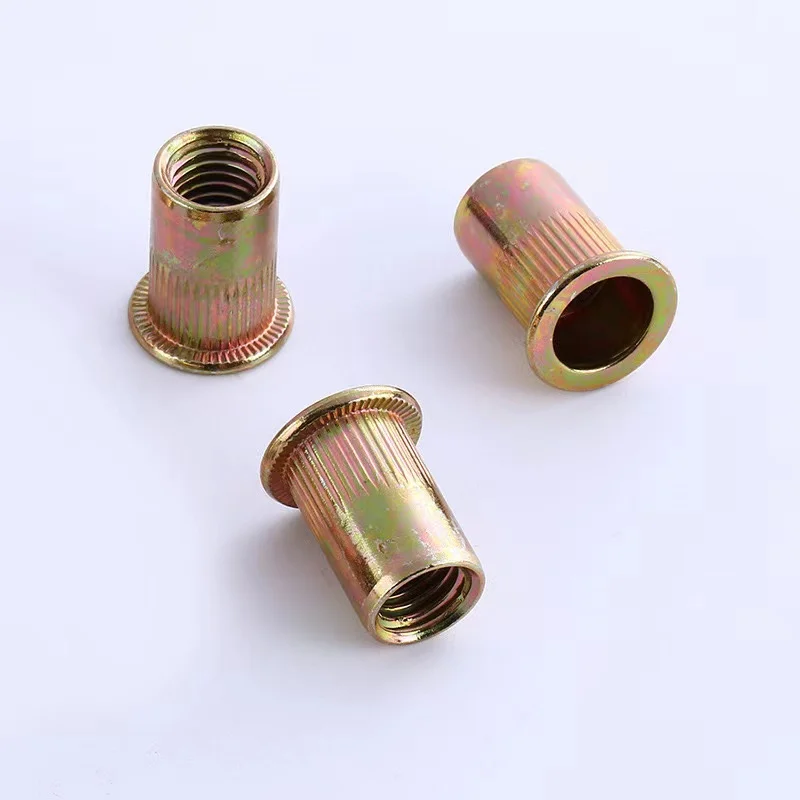 M5 * 13 Цветная оцинкованная плоская головка Вертикальная Заклепка гайка