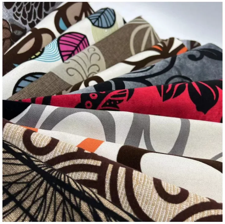 Factory Hot Selling Popular Quilt Duvet Velvet Fabric for Upholstery Mattress Blanket Garment Sofa Cover China Home Textile