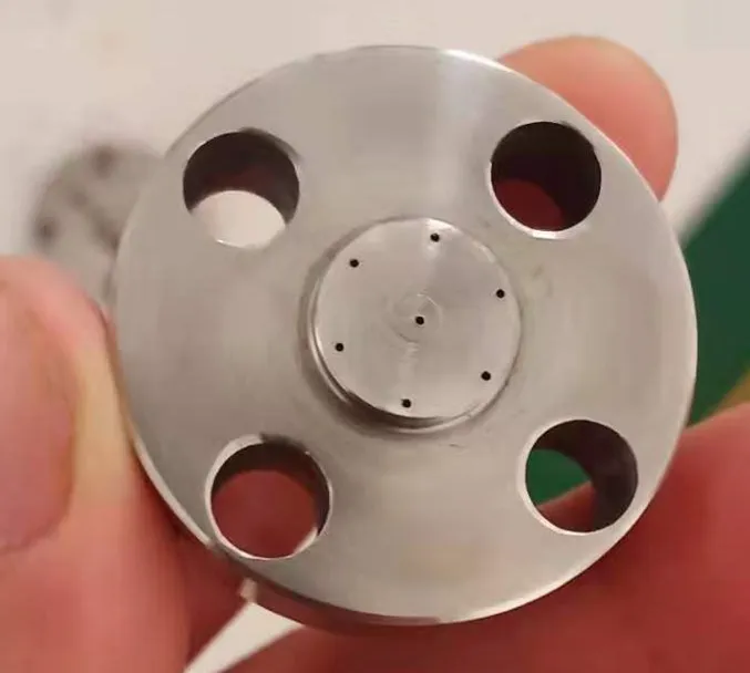 The mould for the extruder