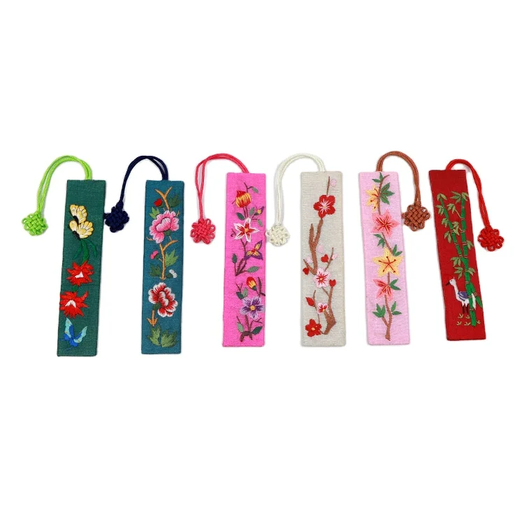 
Wholesale High Quality Sustainable Cute Colourful Chinese Style Customized Bookmarks with Tassels 