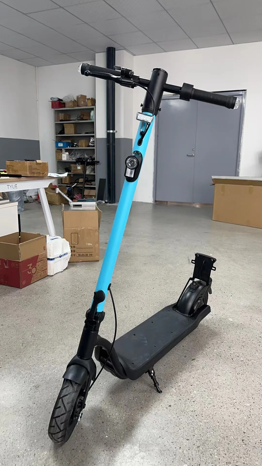 New Arrivals Buy Electric Scooters 350 W 10inch Air Wheel High Performance Adult Electrical Scooters for Japan