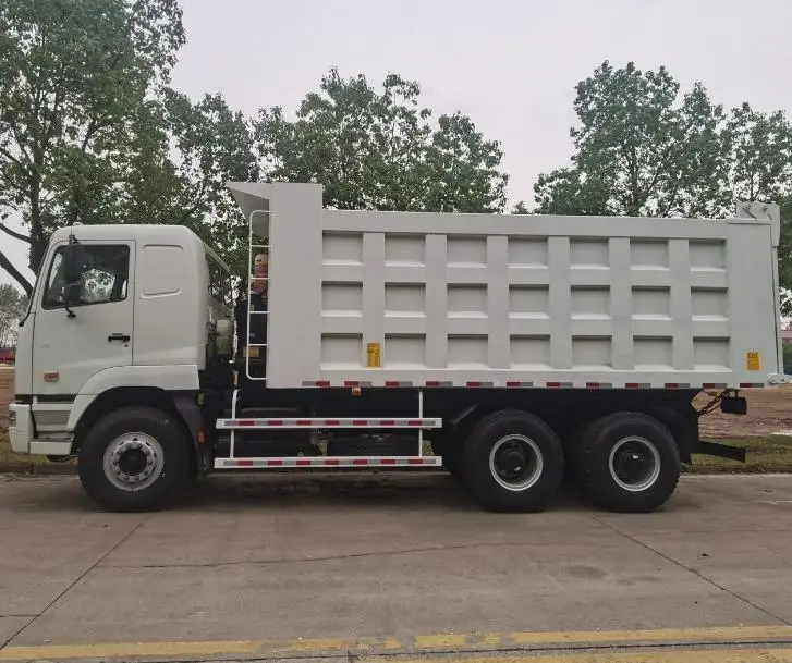 Популярный продукт Sinomada CAMC 8x4 тяжелый самосвал лидер продаж Заводская поставка оригинальная машина