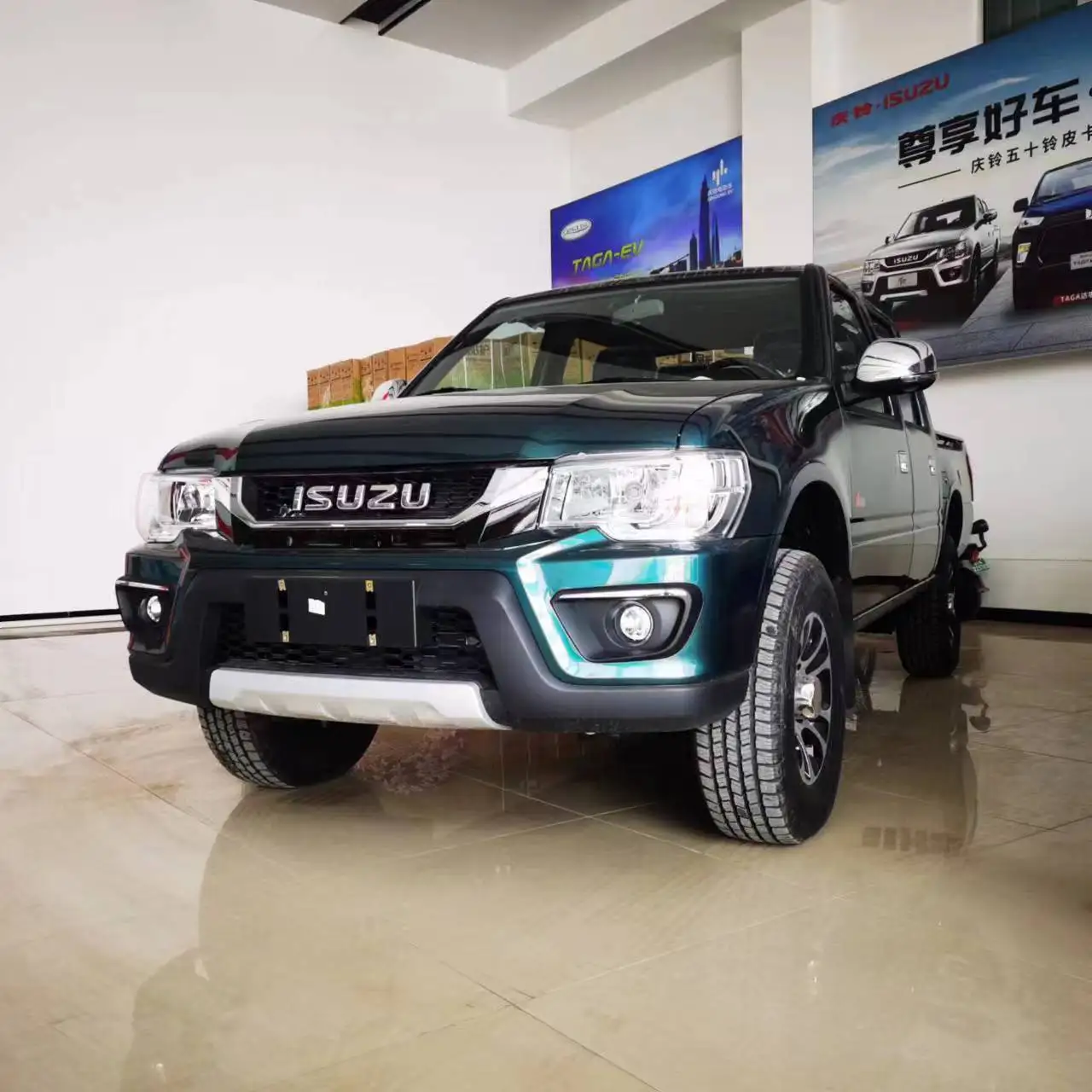 ISUZU 4x2 Small Pickup Truck with ISUZU Engine for Hot Sale Manual Type