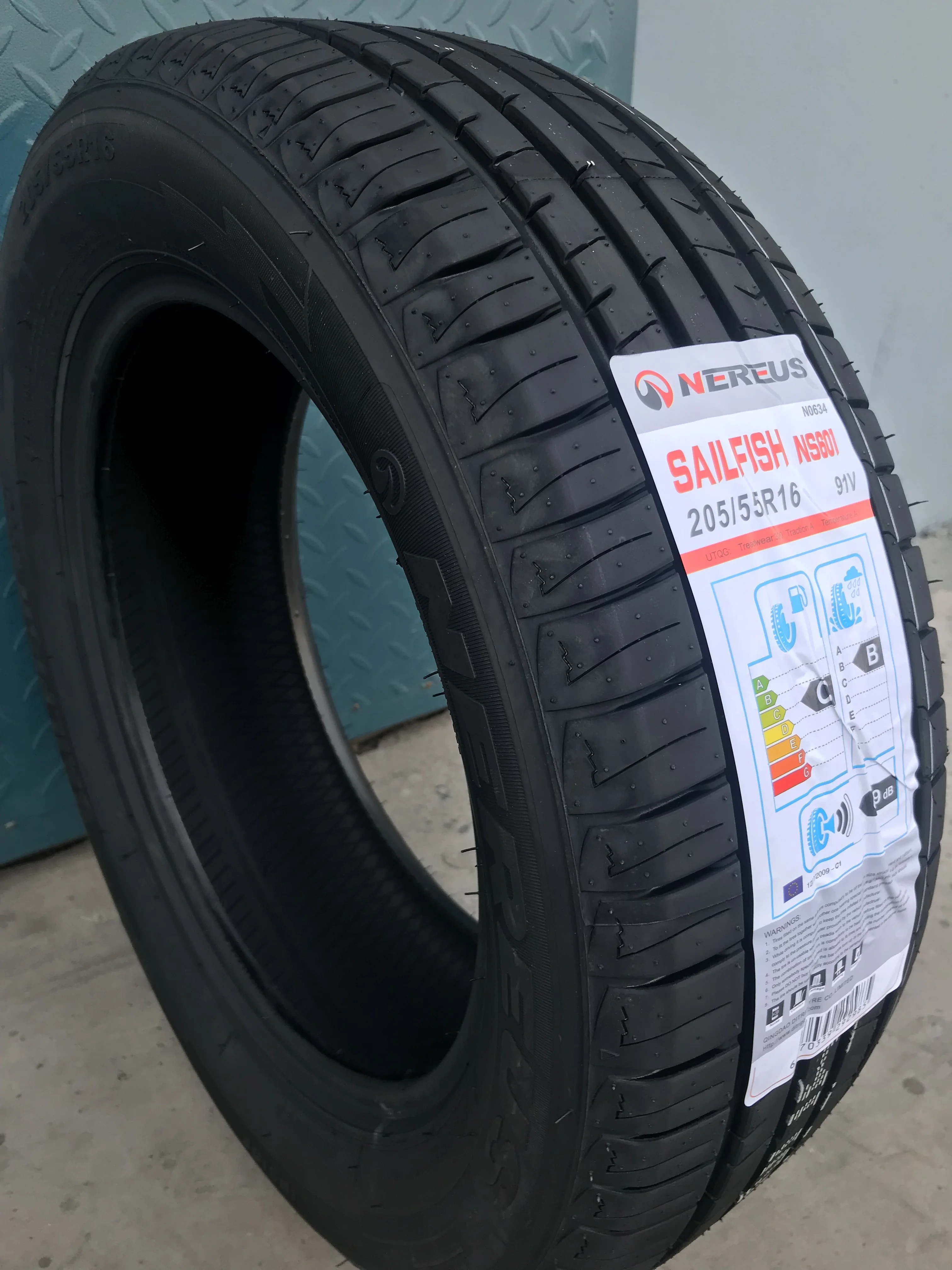 Дешевые Оптовые шины 165/60R15 175/50R16 185/55R16 195/45R17 225/40R19 для легковых автомобилей