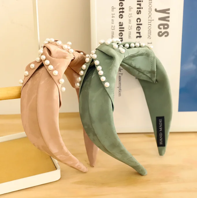 Customize high quality accessories Scrunchies Headbands Hair Clips Hair Claw Hair Elastic Band  Designer headbands