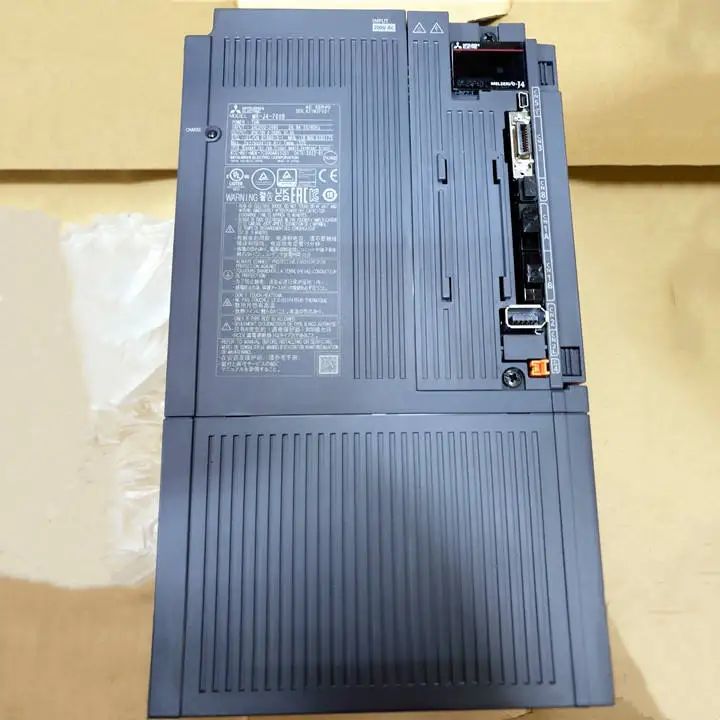 Mitsubishi  MRJ4500GFRJ Digital AC Servo Amplifier MR-J4-GF for Motor Power 5 kW 100% New and Original MR-J4-500GF-RJ