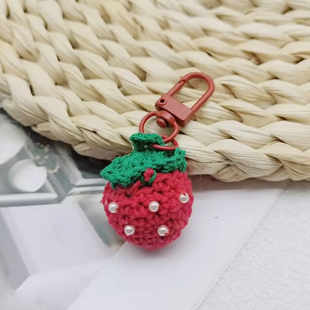 Handmade Knitted crochet strawberry keychain For Women Girl Crocheted fruit strawberry Pendant Car Key Rings Handbag Charm Gift