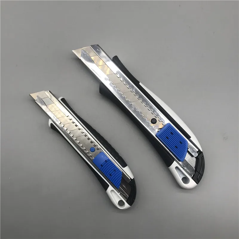 Slivery aluminium alloy handle sliding blade snap off utility safe knife 18mm