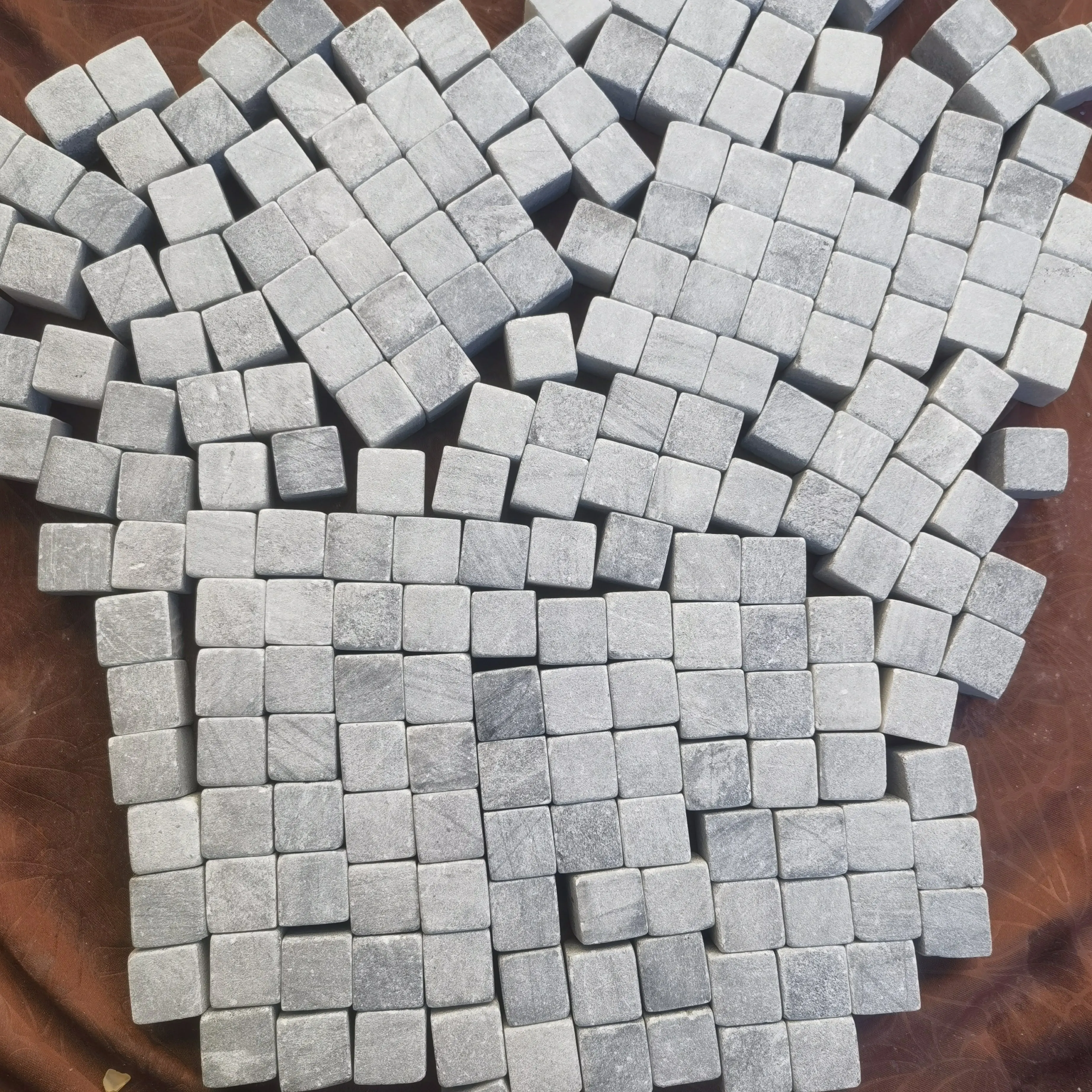 Natural Whiskey Ice Stone For Gift Wine Chiller Cocktail Stones Set