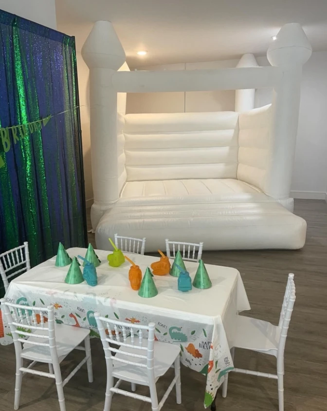 luxe open bounce house castles