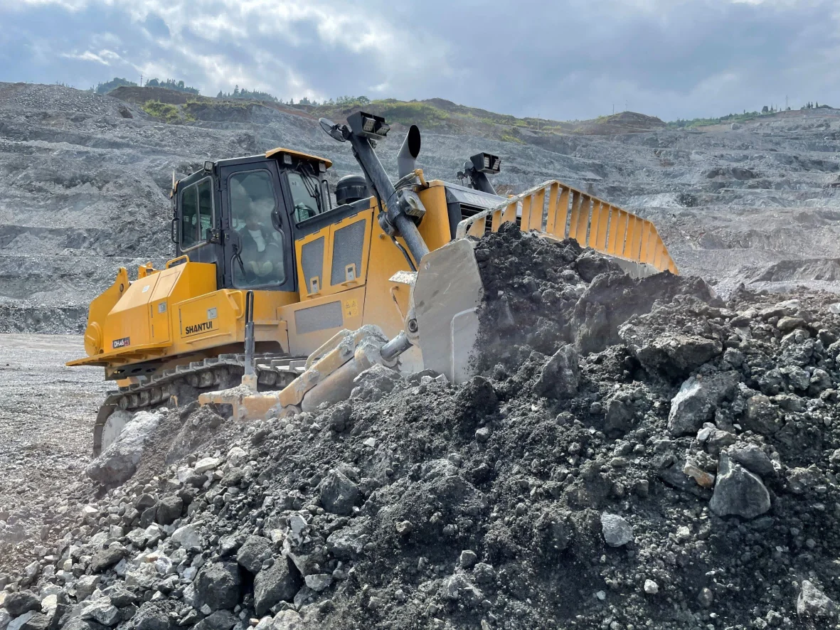China Heavy Duty Shantui 380kw Crawler Bulldozer Dh46-c3 With Low Price