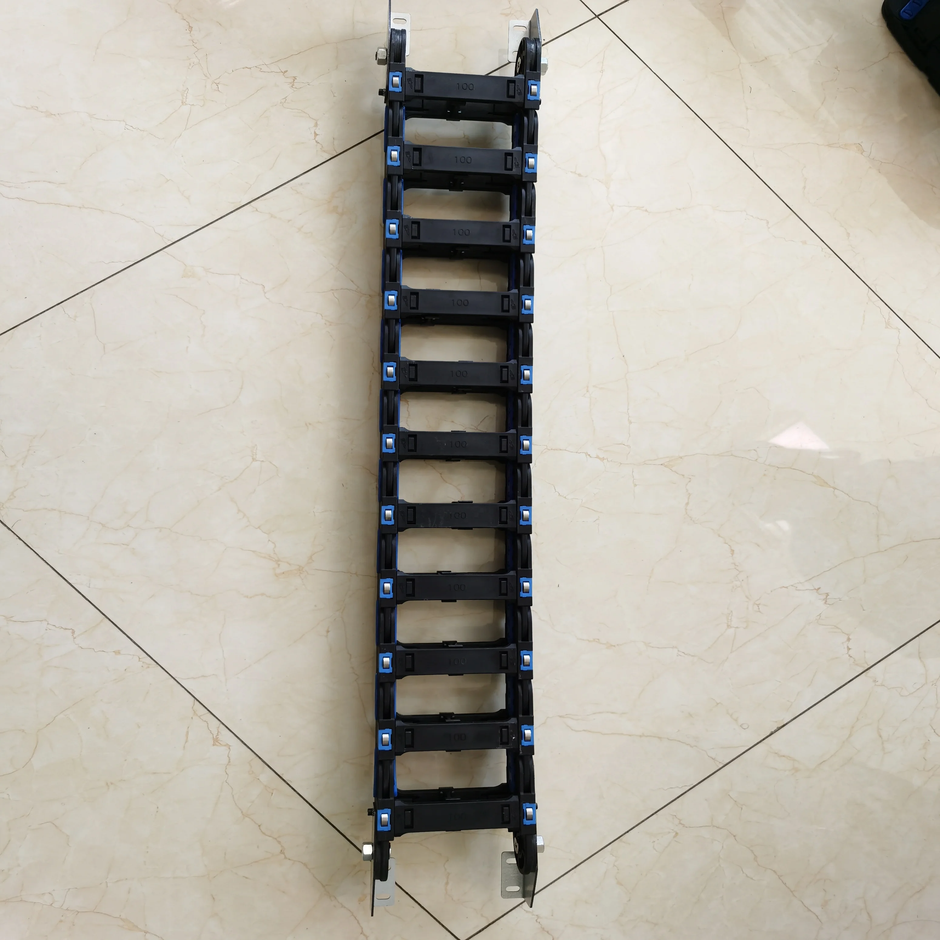 high quality plastic nylon flexible cable carrier drag chain strengthened cable drag chain for CNC machine 30x50