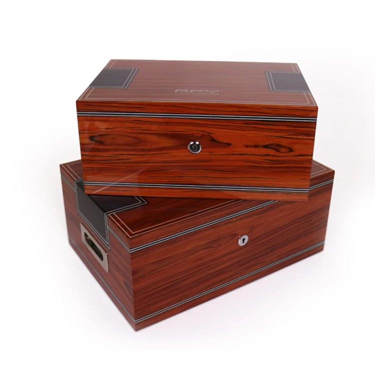 Custom Luxury Handmade Cigar Humidor Wholesale Cedar Cigar Desktop Box With Humidifier And Hygrometer