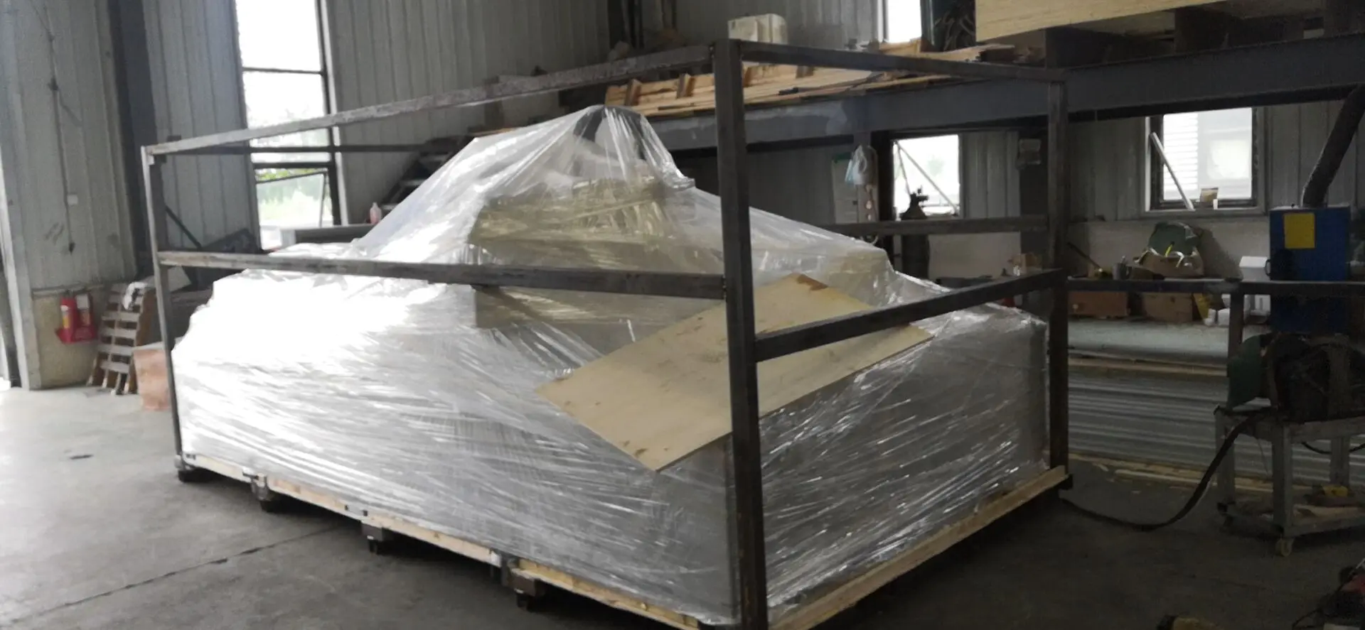  Manufacturing 1000W 1500W Fiber Laser Cutting Machines With Factory