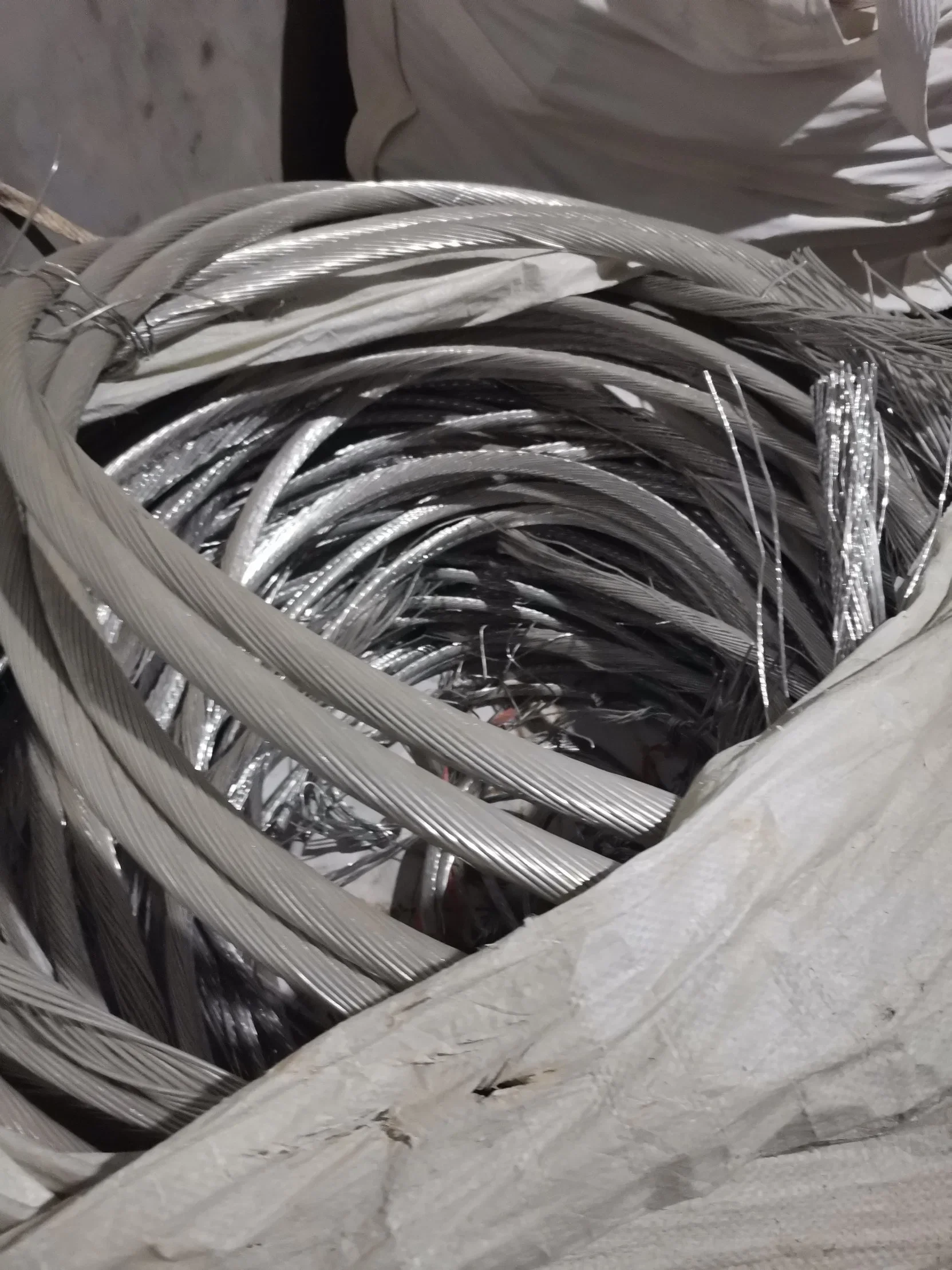 99% pure Aluminum Wire from china manufacturer with high quality